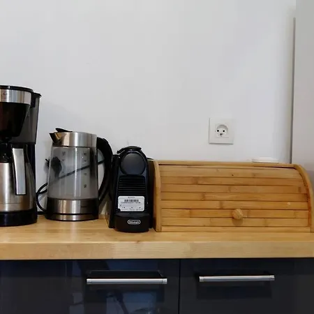 *alco 2 Chambres, Wifi, Parking, Terrasses* Apartment *